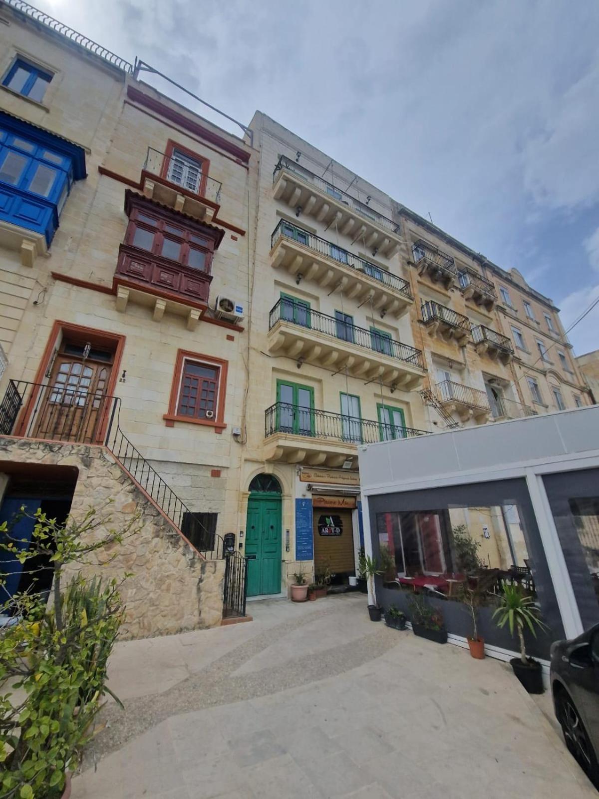 Korzo Suites Senglea Waterfront Luaran gambar
